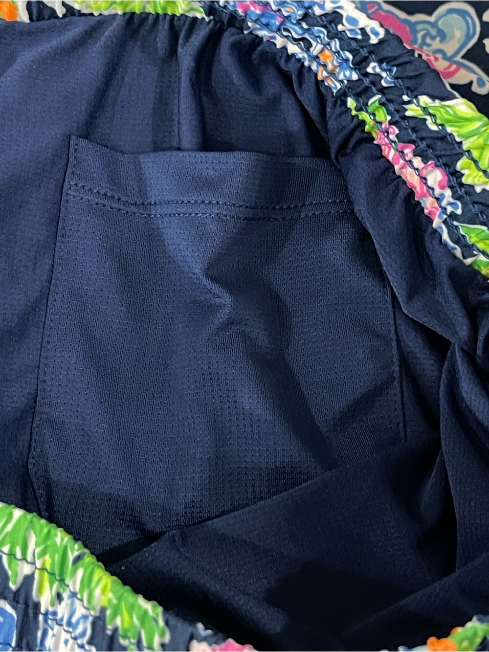 Lilly Pulitzer Disney Mickey Minnie Shorts Athletic Swim Blue Size XL - Picture 5 of 8